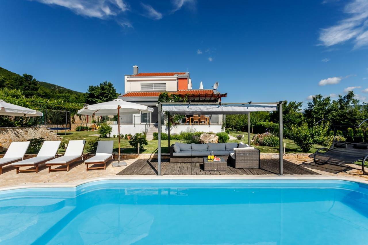 Luxury Villa Nadalina-Dicmo ドゥゴポイエ エクステリア 写真